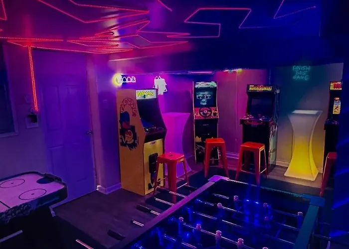 Ferienhaus Arcade • Theater • Gym • Office • Sleeps 15