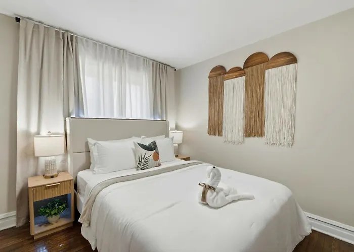 Ferienhaus Arcade • Theater • Gym • Office • Sleeps 15 Chicago